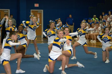 TRHS Cheerleaders TRHS Cheerleaders