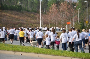 Washington Center Walk & Roll Event - photo of large group walking/rolling at event