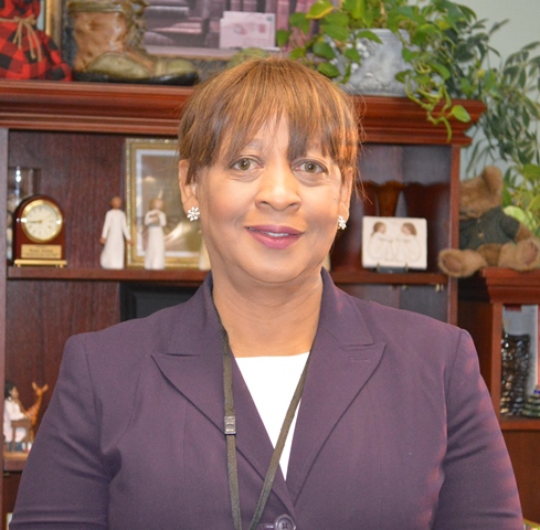  Bernice Jackson, principal of Brook Glenn Elementary School