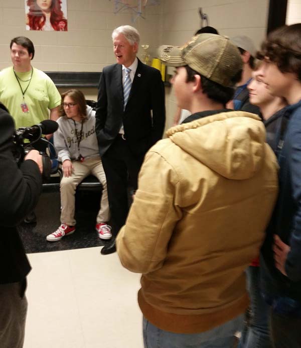 Former President Clinton Tours Golden Strip Career Center-6