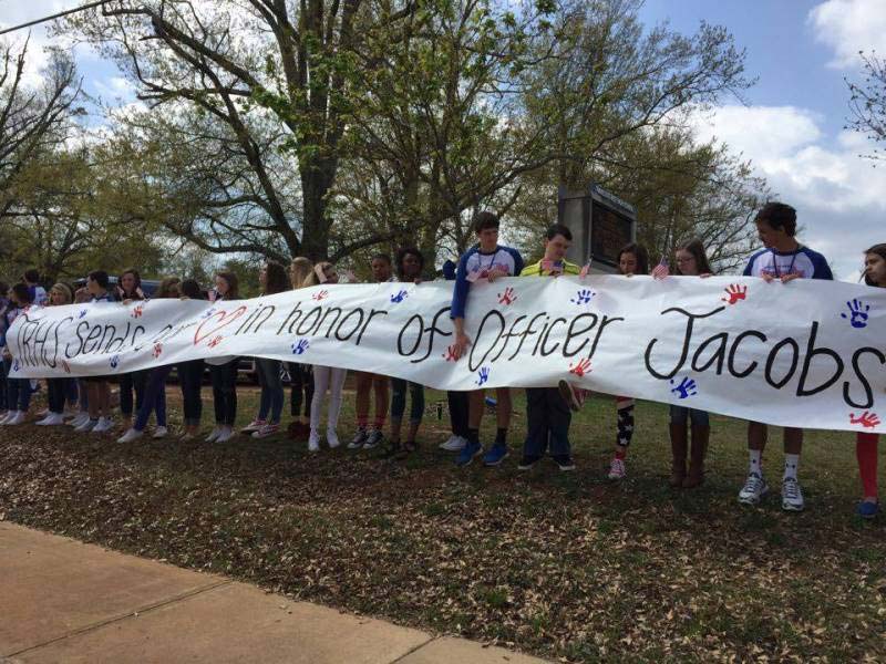 Students from Travelers Rest High School pay tribute to Officer Jacobs.-2
