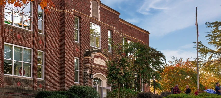 Augusta Circle Elementary Building
