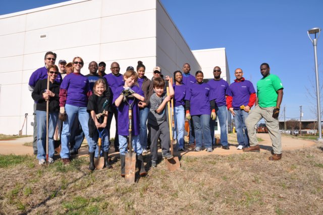 treesgreenvillegeenergyplanting3.jpg