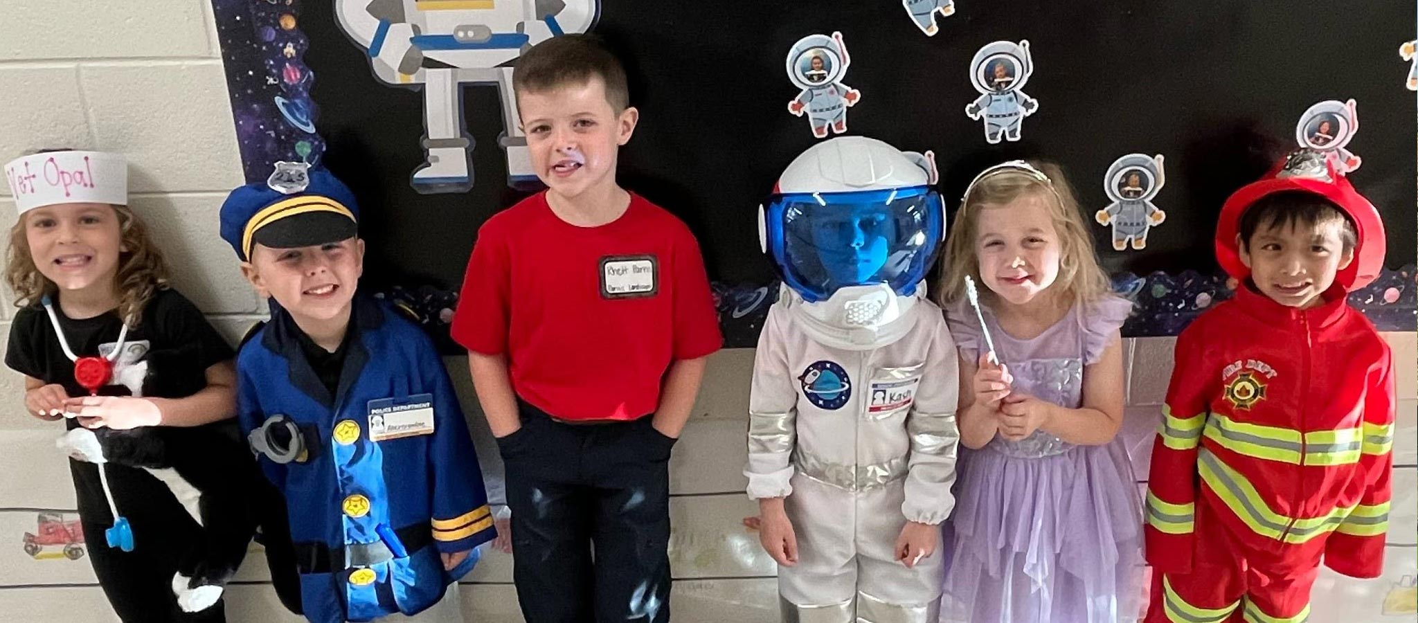 Skyland students dressed up for Career Day